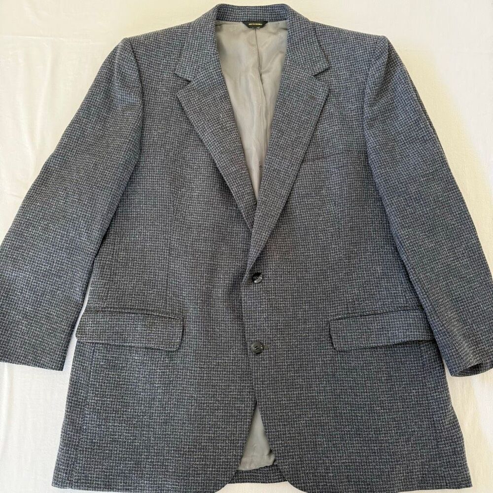 Countess Mara for Stewarts | 100% Wool Sport Coat | Gray Blue Micro Houndstooth